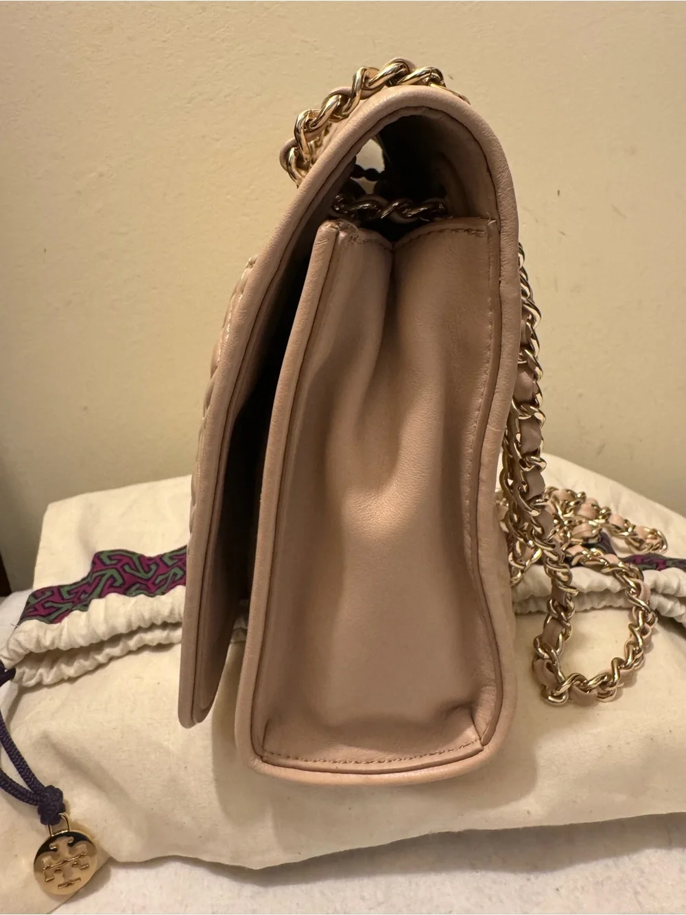 PRE-LOVED Tory Burch Fleming Quilted Leather Medium Convertible Shoulder Bag